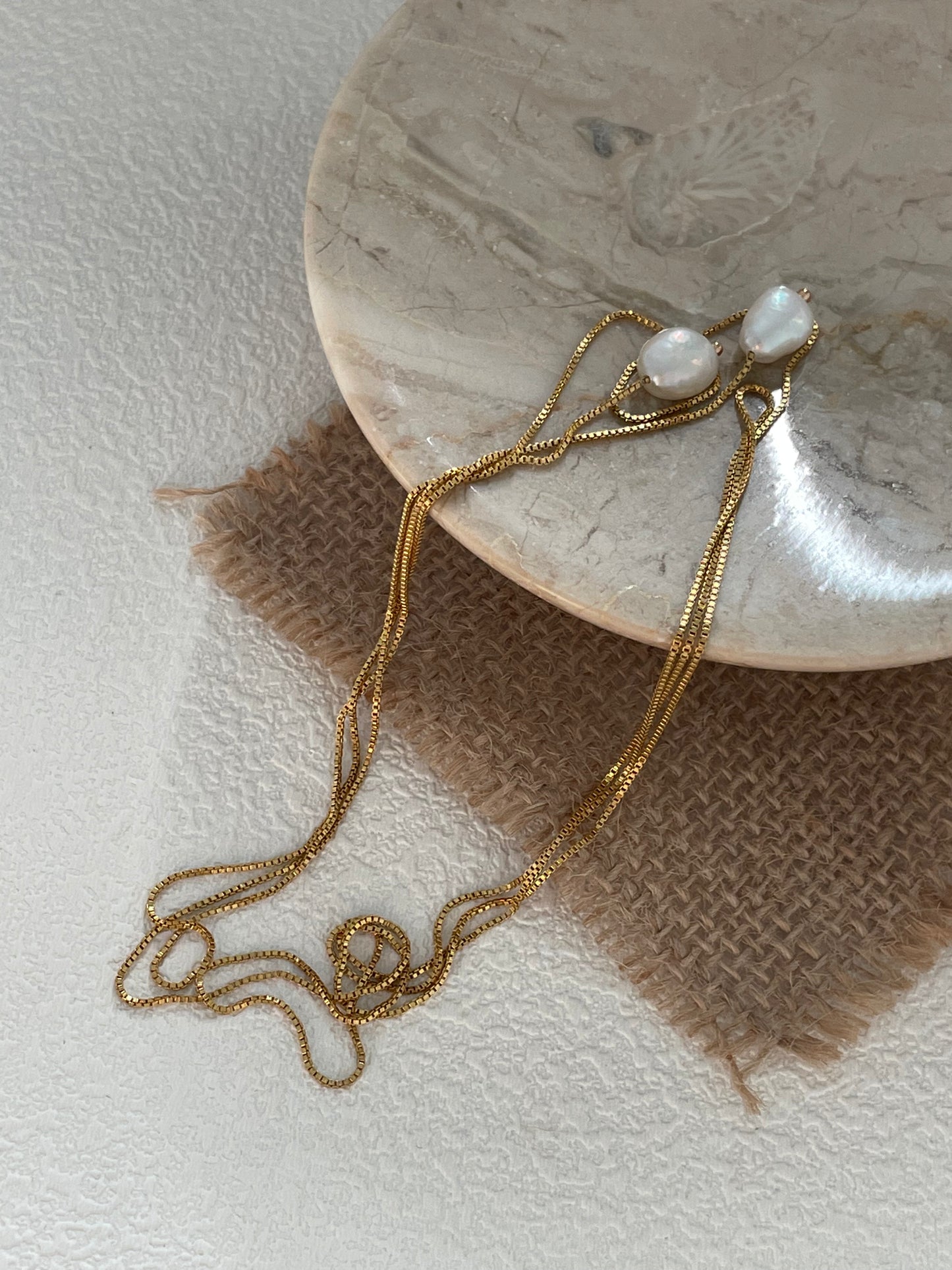 FLUID Pearl Necklace