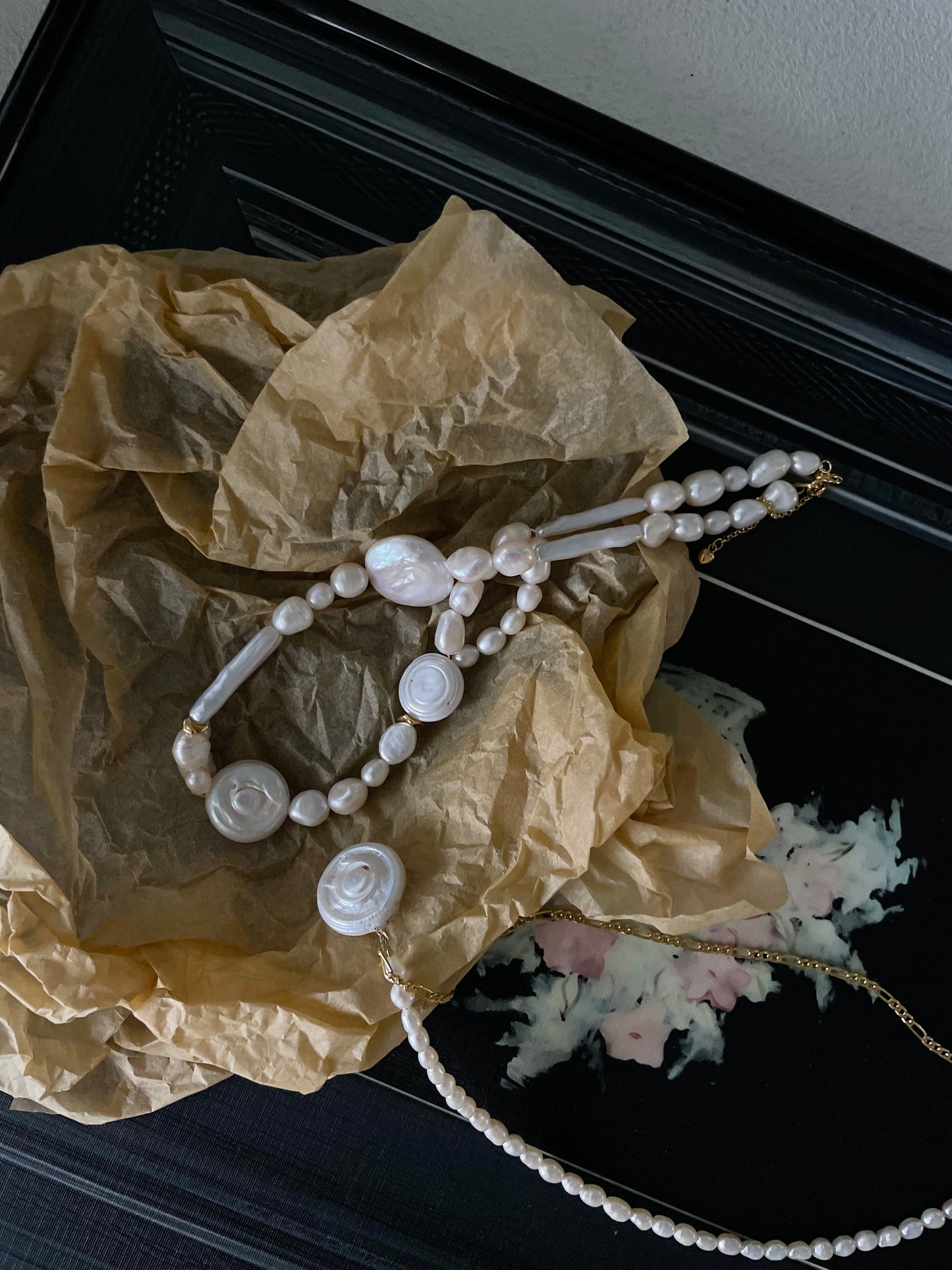 ROMAN Pearl Necklace