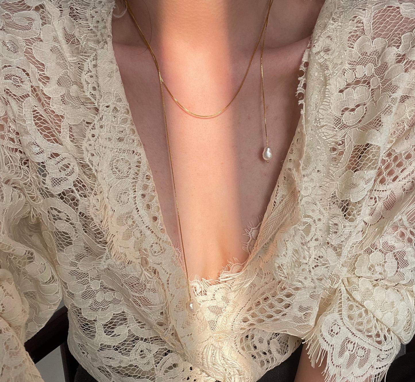 FLUID Pearl Necklace