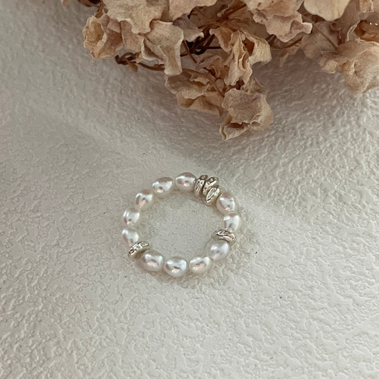 Mini Pearl Beads Ring